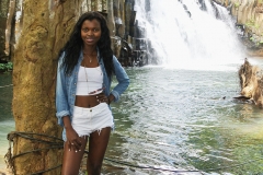 Akhona