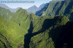 Helicopter flight mountains